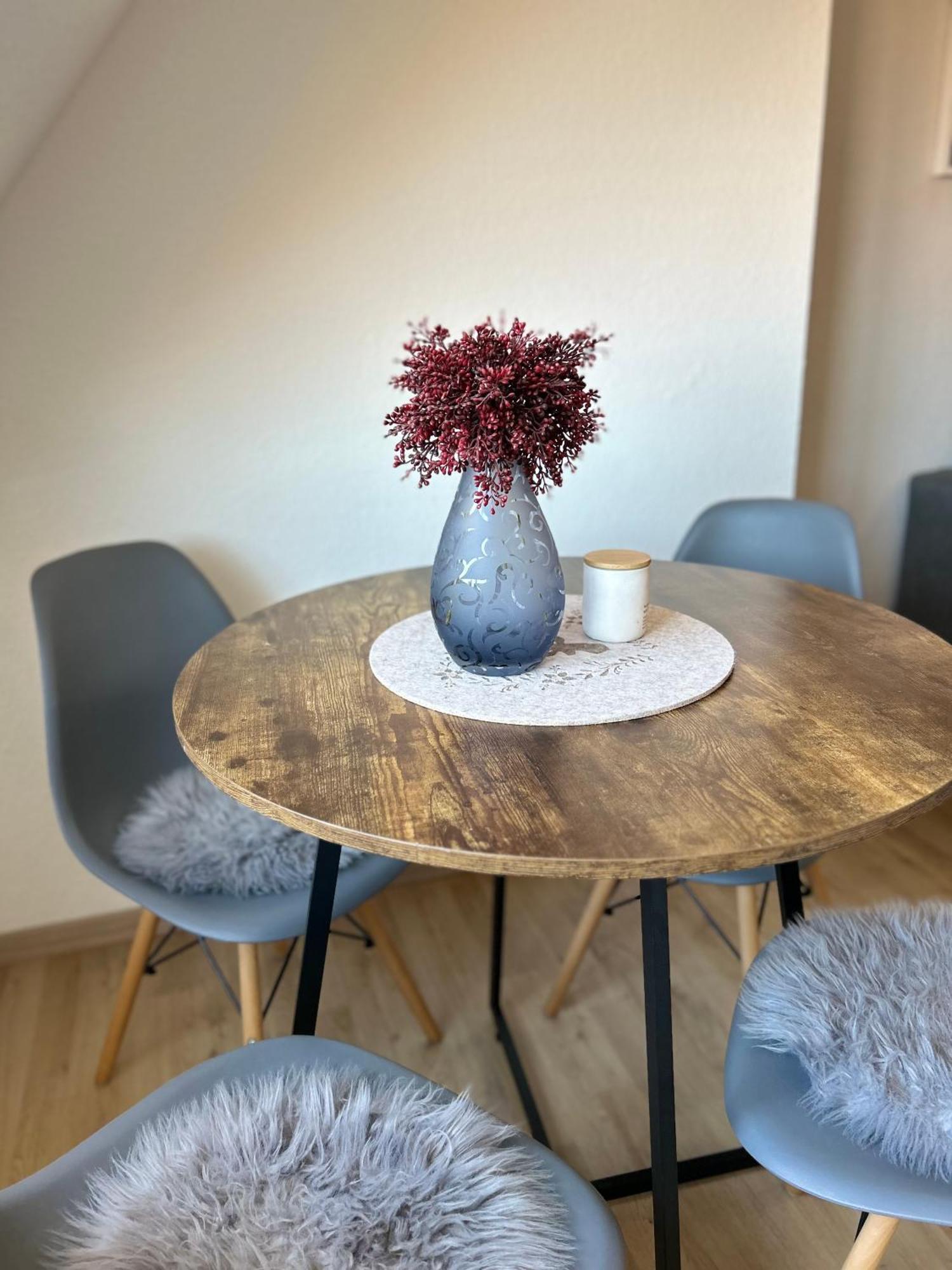 Gemuetliches Altstadtapartment Mit Balkon Und Smart Tv Эрфурт Экстерьер фото